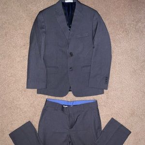 Boys Izod Husky Suit, Grey Blazer 10H, Pants 8H